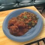 Almôndega de Frango com Lentilha e Legumes